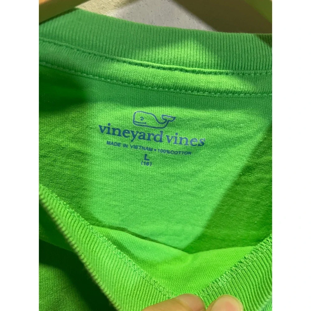 Vineyard Vines Pocket Tee Kids Large 16 Green Whale Graphic Short Sleeve Preppy